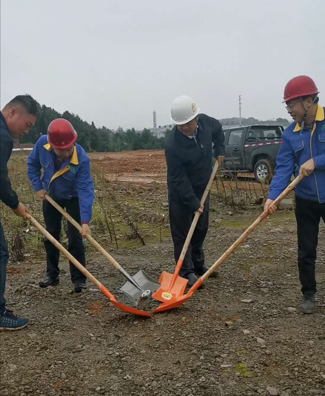 能礦錳業(yè)加氣混凝土制品項(xiàng)目正式開工建設(shè)